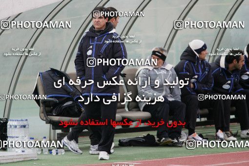1318377, Tehran, Iran, لیگ برتر فوتبال ایران، Persian Gulf Cup، Week 23، Second Leg، Esteghlal 2 v 1 Saba Qom on 2009/01/23 at Azadi Stadium