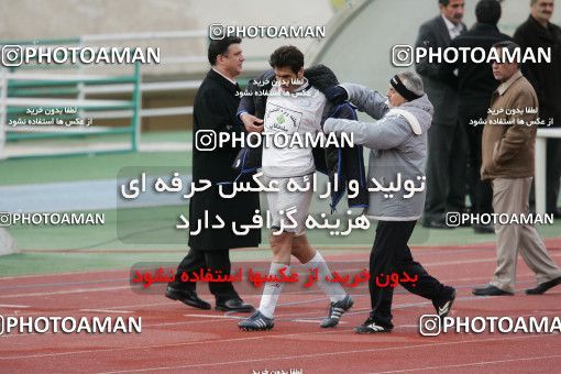 1318544, Tehran, Iran, لیگ برتر فوتبال ایران، Persian Gulf Cup، Week 23، Second Leg، Esteghlal 2 v 1 Saba Qom on 2009/01/23 at Azadi Stadium