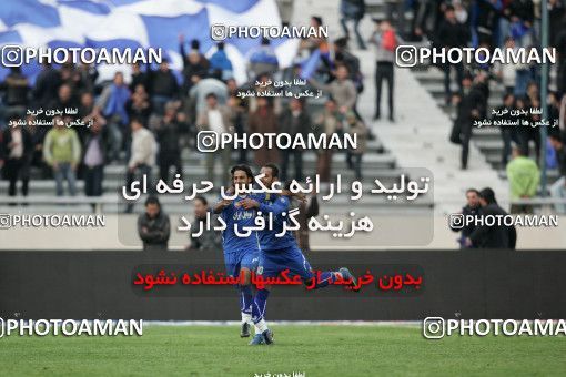 1318317, Tehran, Iran, لیگ برتر فوتبال ایران، Persian Gulf Cup، Week 23، Second Leg، Esteghlal 2 v 1 Saba Qom on 2009/01/23 at Azadi Stadium