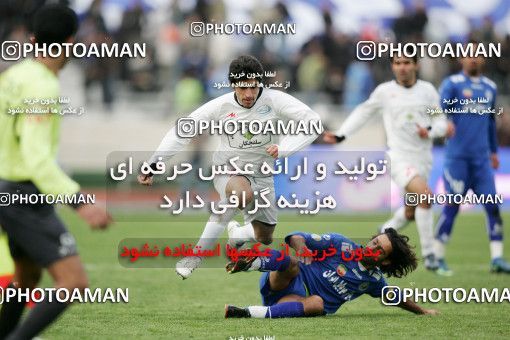 1318376, Tehran, Iran, لیگ برتر فوتبال ایران، Persian Gulf Cup، Week 23، Second Leg، Esteghlal 2 v 1 Saba Qom on 2009/01/23 at Azadi Stadium