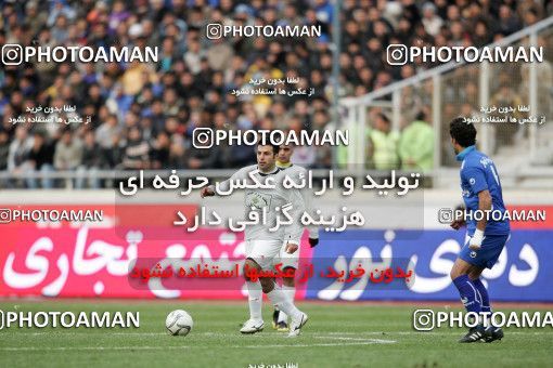 1318328, Tehran, Iran, لیگ برتر فوتبال ایران، Persian Gulf Cup، Week 23، Second Leg، Esteghlal 2 v 1 Saba Qom on 2009/01/23 at Azadi Stadium