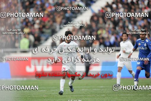 1318575, Tehran, Iran, لیگ برتر فوتبال ایران، Persian Gulf Cup، Week 23، Second Leg، Esteghlal 2 v 1 Saba Qom on 2009/01/23 at Azadi Stadium