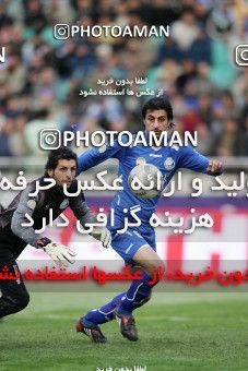 1318474, Tehran, Iran, لیگ برتر فوتبال ایران، Persian Gulf Cup، Week 23، Second Leg، Esteghlal 2 v 1 Saba Qom on 2009/01/23 at Azadi Stadium