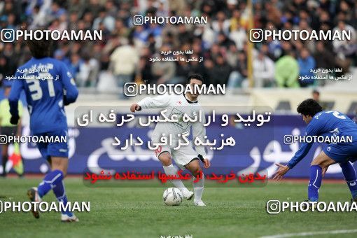 1318443, Tehran, Iran, لیگ برتر فوتبال ایران، Persian Gulf Cup، Week 23، Second Leg، Esteghlal 2 v 1 Saba Qom on 2009/01/23 at Azadi Stadium