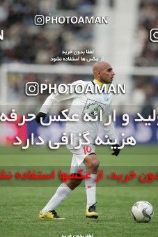 1318561, Tehran, Iran, لیگ برتر فوتبال ایران، Persian Gulf Cup، Week 23، Second Leg، Esteghlal 2 v 1 Saba Qom on 2009/01/23 at Azadi Stadium