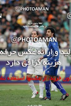 1318508, Tehran, Iran, لیگ برتر فوتبال ایران، Persian Gulf Cup، Week 23، Second Leg، Esteghlal 2 v 1 Saba Qom on 2009/01/23 at Azadi Stadium