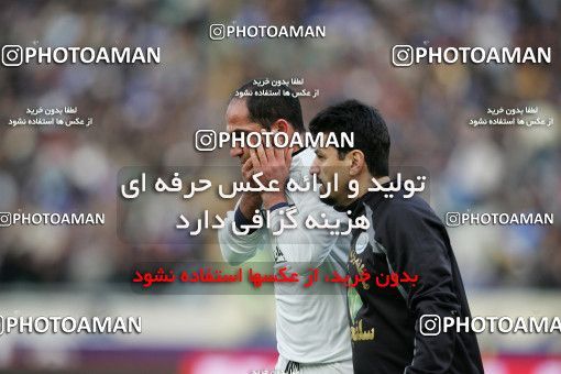 1318464, Tehran, Iran, لیگ برتر فوتبال ایران، Persian Gulf Cup، Week 23، Second Leg، Esteghlal 2 v 1 Saba Qom on 2009/01/23 at Azadi Stadium