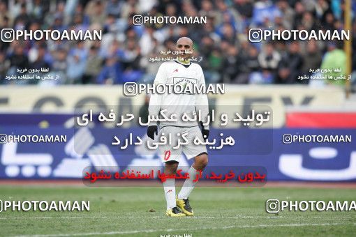 1318543, Tehran, Iran, لیگ برتر فوتبال ایران، Persian Gulf Cup، Week 23، Second Leg، Esteghlal 2 v 1 Saba Qom on 2009/01/23 at Azadi Stadium