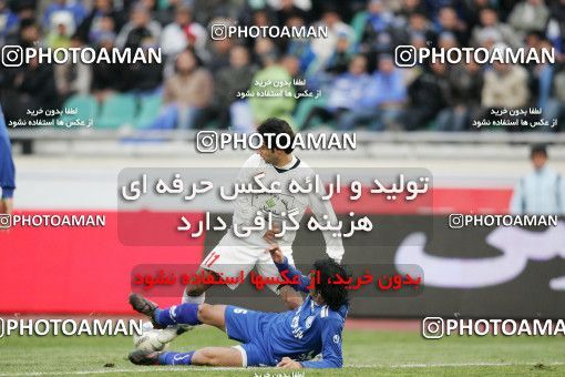 1318303, Tehran, Iran, لیگ برتر فوتبال ایران، Persian Gulf Cup، Week 23، Second Leg، Esteghlal 2 v 1 Saba Qom on 2009/01/23 at Azadi Stadium