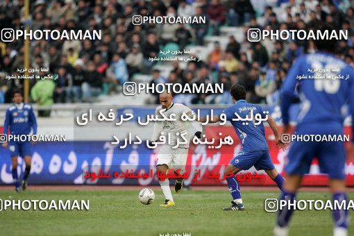 1318555, Tehran, Iran, لیگ برتر فوتبال ایران، Persian Gulf Cup، Week 23، Second Leg، Esteghlal 2 v 1 Saba Qom on 2009/01/23 at Azadi Stadium