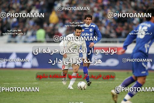 1318423, Tehran, Iran, لیگ برتر فوتبال ایران، Persian Gulf Cup، Week 23، Second Leg، Esteghlal 2 v 1 Saba Qom on 2009/01/23 at Azadi Stadium