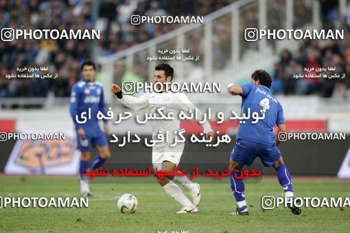 1318297, Tehran, Iran, لیگ برتر فوتبال ایران، Persian Gulf Cup، Week 23، Second Leg، Esteghlal 2 v 1 Saba Qom on 2009/01/23 at Azadi Stadium