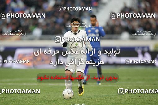 1318573, Tehran, Iran, لیگ برتر فوتبال ایران، Persian Gulf Cup، Week 23، Second Leg، Esteghlal 2 v 1 Saba Qom on 2009/01/23 at Azadi Stadium