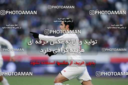 1318440, Tehran, Iran, لیگ برتر فوتبال ایران، Persian Gulf Cup، Week 23، Second Leg، Esteghlal 2 v 1 Saba Qom on 2009/01/23 at Azadi Stadium