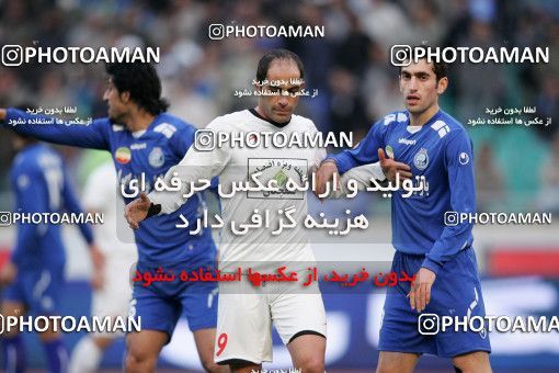1318461, Tehran, Iran, لیگ برتر فوتبال ایران، Persian Gulf Cup، Week 23، Second Leg، Esteghlal 2 v 1 Saba Qom on 2009/01/23 at Azadi Stadium