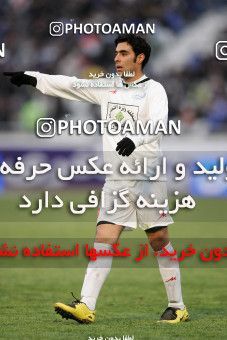 1318577, Tehran, Iran, لیگ برتر فوتبال ایران، Persian Gulf Cup، Week 23، Second Leg، Esteghlal 2 v 1 Saba Qom on 2009/01/23 at Azadi Stadium