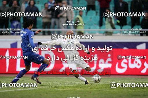 1318539, Tehran, Iran, لیگ برتر فوتبال ایران، Persian Gulf Cup، Week 23، Second Leg، Esteghlal 2 v 1 Saba Qom on 2009/01/23 at Azadi Stadium