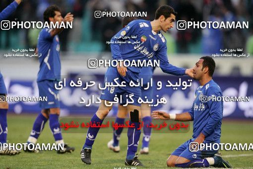 1318313, Tehran, Iran, لیگ برتر فوتبال ایران، Persian Gulf Cup، Week 23، Second Leg، Esteghlal 2 v 1 Saba Qom on 2009/01/23 at Azadi Stadium