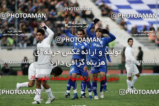 1316212, Tehran, Iran, لیگ برتر فوتبال ایران، Persian Gulf Cup، Week 23، Second Leg، Esteghlal 2 v 1 Saba Qom on 2009/01/23 at Azadi Stadium