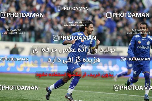 1316218, Tehran, Iran, لیگ برتر فوتبال ایران، Persian Gulf Cup، Week 23، Second Leg، Esteghlal 2 v 1 Saba Qom on 2009/01/23 at Azadi Stadium