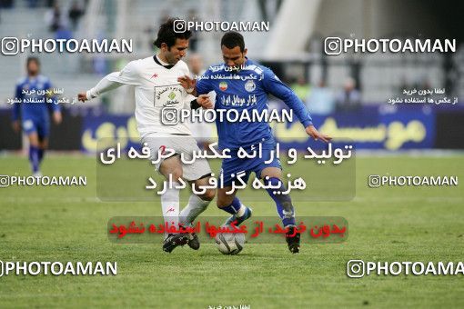 1316245, Tehran, Iran, لیگ برتر فوتبال ایران، Persian Gulf Cup، Week 23، Second Leg، Esteghlal 2 v 1 Saba Qom on 2009/01/23 at Azadi Stadium