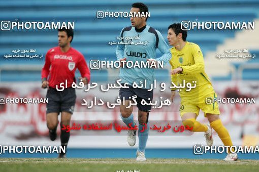 1318162, Tehran, Iran, لیگ برتر فوتبال ایران، Persian Gulf Cup، Week 24، Second Leg، Rah Ahan 1 v 0 Damash Gilan on 2009/01/30 at Ekbatan Stadium
