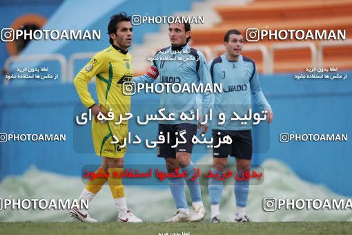 1318133, Tehran, Iran, لیگ برتر فوتبال ایران، Persian Gulf Cup، Week 24، Second Leg، Rah Ahan 1 v 0 Damash Gilan on 2009/01/30 at Ekbatan Stadium