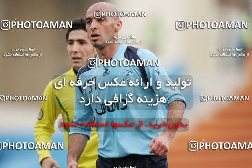 1318286, Tehran, Iran, لیگ برتر فوتبال ایران، Persian Gulf Cup، Week 24، Second Leg، Rah Ahan 1 v 0 Damash Gilan on 2009/01/30 at Ekbatan Stadium