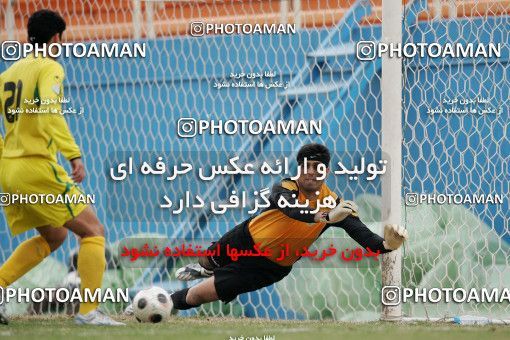 1318160, Tehran, Iran, لیگ برتر فوتبال ایران، Persian Gulf Cup، Week 24، Second Leg، Rah Ahan 1 v 0 Damash Gilan on 2009/01/30 at Ekbatan Stadium