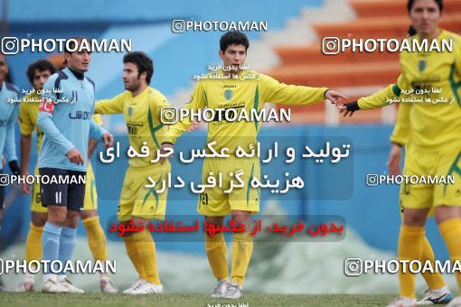 1318184, Tehran, Iran, لیگ برتر فوتبال ایران، Persian Gulf Cup، Week 24، Second Leg، Rah Ahan 1 v 0 Damash Gilan on 2009/01/30 at Ekbatan Stadium