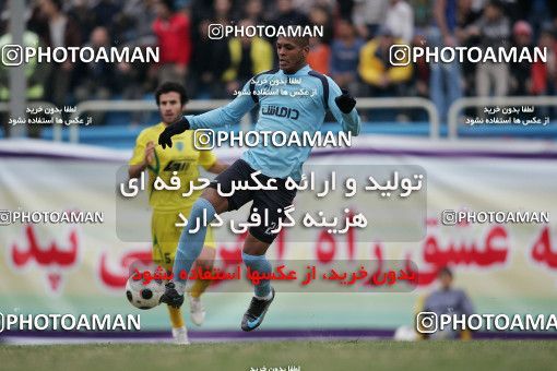 1318017, Tehran, Iran, لیگ برتر فوتبال ایران، Persian Gulf Cup، Week 24، Second Leg، Rah Ahan 1 v 0 Damash Gilan on 2009/01/30 at Ekbatan Stadium