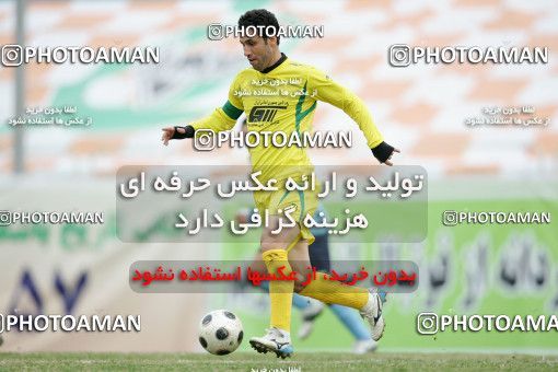 1318284, Tehran, Iran, لیگ برتر فوتبال ایران، Persian Gulf Cup، Week 24، Second Leg، Rah Ahan 1 v 0 Damash Gilan on 2009/01/30 at Ekbatan Stadium