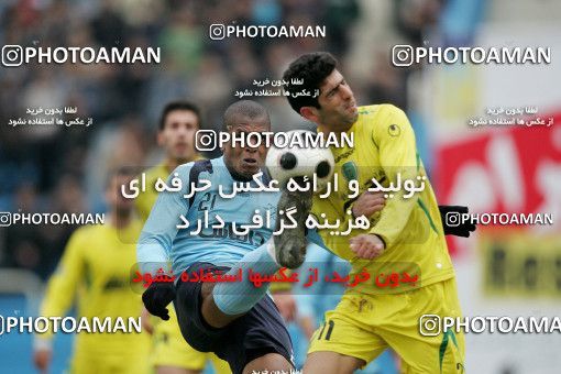 1318257, Tehran, Iran, لیگ برتر فوتبال ایران، Persian Gulf Cup، Week 24، Second Leg، Rah Ahan 1 v 0 Damash Gilan on 2009/01/30 at Ekbatan Stadium