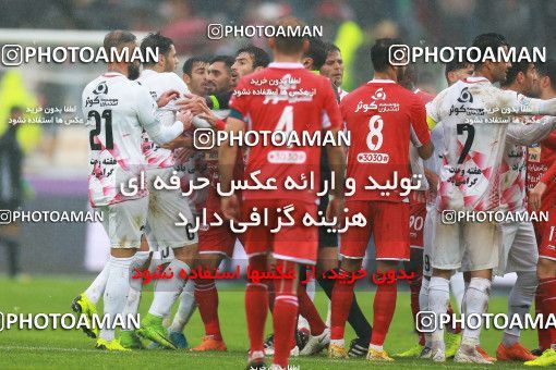 1321006, Tehran, , لیگ برتر فوتبال ایران، Persian Gulf Cup، Week 13، First Leg، Persepolis 0 v 0 Tractor Sazi on 2018/11/25 at Azadi Stadium