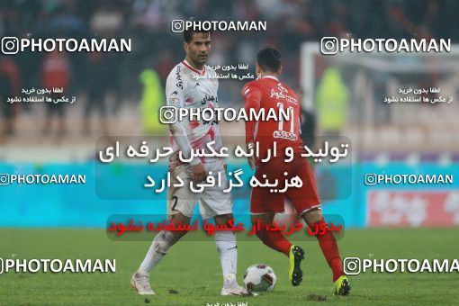 1321363, Tehran, , لیگ برتر فوتبال ایران، Persian Gulf Cup، Week 13، First Leg، Persepolis 0 v 0 Tractor Sazi on 2018/11/25 at Azadi Stadium