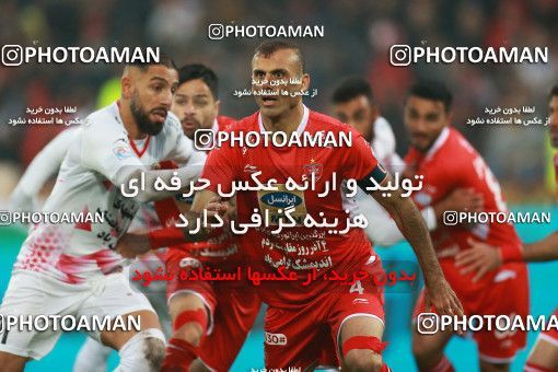 1321045, Tehran, , لیگ برتر فوتبال ایران، Persian Gulf Cup، Week 13، First Leg، Persepolis 0 v 0 Tractor Sazi on 2018/11/25 at Azadi Stadium