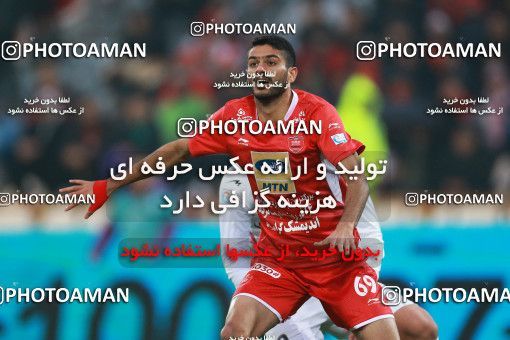 1321229, Tehran, , لیگ برتر فوتبال ایران، Persian Gulf Cup، Week 13، First Leg، Persepolis 0 v 0 Tractor Sazi on 2018/11/25 at Azadi Stadium
