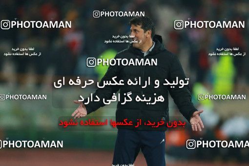 1321675, Tehran, , لیگ برتر فوتبال ایران، Persian Gulf Cup، Week 13، First Leg، Persepolis 0 v 0 Tractor Sazi on 2018/11/25 at Azadi Stadium