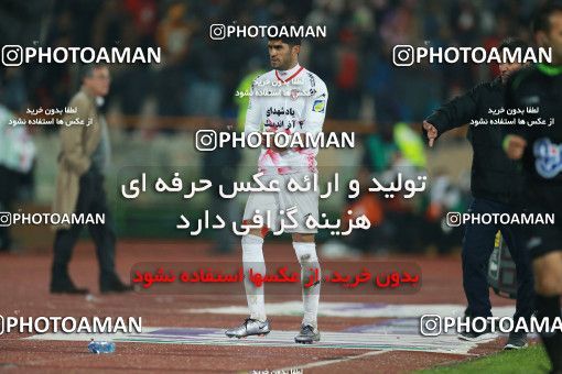 1321207, Tehran, , لیگ برتر فوتبال ایران، Persian Gulf Cup، Week 13، First Leg، Persepolis 0 v 0 Tractor Sazi on 2018/11/25 at Azadi Stadium