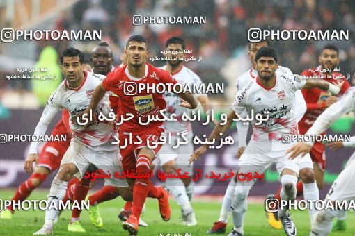1321293, Tehran, , لیگ برتر فوتبال ایران، Persian Gulf Cup، Week 13، First Leg، Persepolis 0 v 0 Tractor Sazi on 2018/11/25 at Azadi Stadium