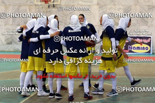 1324412, لیگ برتر بسکتبال زنان ایران، فصل 98-97، فصل 98-97، ، هفته چهارم، ایران، اصفهان، خانه بسکتبال اصفهان،  ۷۰ -  ۶۳