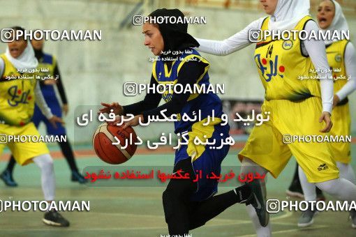 1324425, لیگ برتر بسکتبال زنان ایران، فصل 98-97، فصل 98-97، ، هفته چهارم، ایران، اصفهان، خانه بسکتبال اصفهان،  ۷۰ -  ۶۳