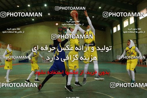 1324455, لیگ برتر بسکتبال زنان ایران، فصل 98-97، فصل 98-97، ، هفته چهارم، ایران، اصفهان، خانه بسکتبال اصفهان،  ۷۰ -  ۶۳