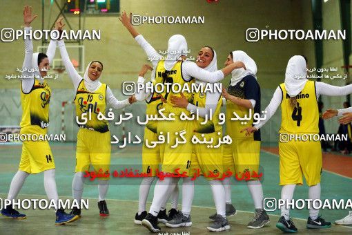 1324516, لیگ برتر بسکتبال زنان ایران، فصل 98-97، فصل 98-97، ، هفته چهارم، ایران، اصفهان، خانه بسکتبال اصفهان،  ۷۰ -  ۶۳