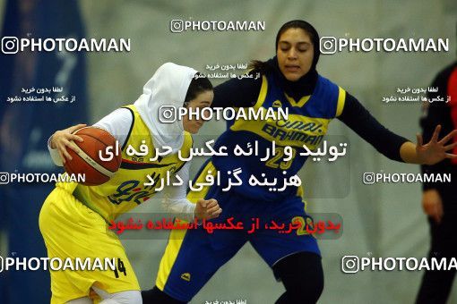 1324867, لیگ برتر بسکتبال زنان ایران، فصل 98-97، فصل 98-97، ، هفته چهارم، ایران، اصفهان، خانه بسکتبال اصفهان،  ۷۰ -  ۶۳