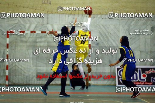 1324898, لیگ برتر بسکتبال زنان ایران، فصل 98-97، فصل 98-97، ، هفته چهارم، ایران، اصفهان، خانه بسکتبال اصفهان،  ۷۰ -  ۶۳