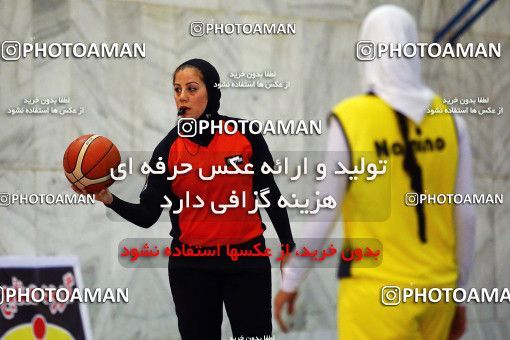 1324991, لیگ برتر بسکتبال زنان ایران، فصل 98-97، فصل 98-97، ، هفته چهارم، ایران، اصفهان، خانه بسکتبال اصفهان،  ۷۰ -  ۶۳