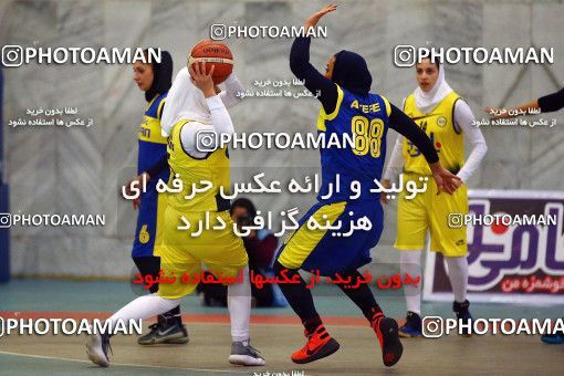 1325013, لیگ برتر بسکتبال زنان ایران، فصل 98-97، فصل 98-97، ، هفته چهارم، ایران، اصفهان، خانه بسکتبال اصفهان،  ۷۰ -  ۶۳