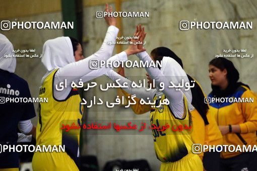 1324983, لیگ برتر بسکتبال زنان ایران، فصل 98-97، فصل 98-97، ، هفته چهارم، ایران، اصفهان، خانه بسکتبال اصفهان،  ۷۰ -  ۶۳