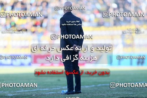 1330244, Masjed Soleyman, , لیگ برتر فوتبال ایران، Persian Gulf Cup، Week 14، First Leg، Naft M Soleyman 1 v 0 Paykan on 2018/11/30 at Behnam Mohammadi Stadium